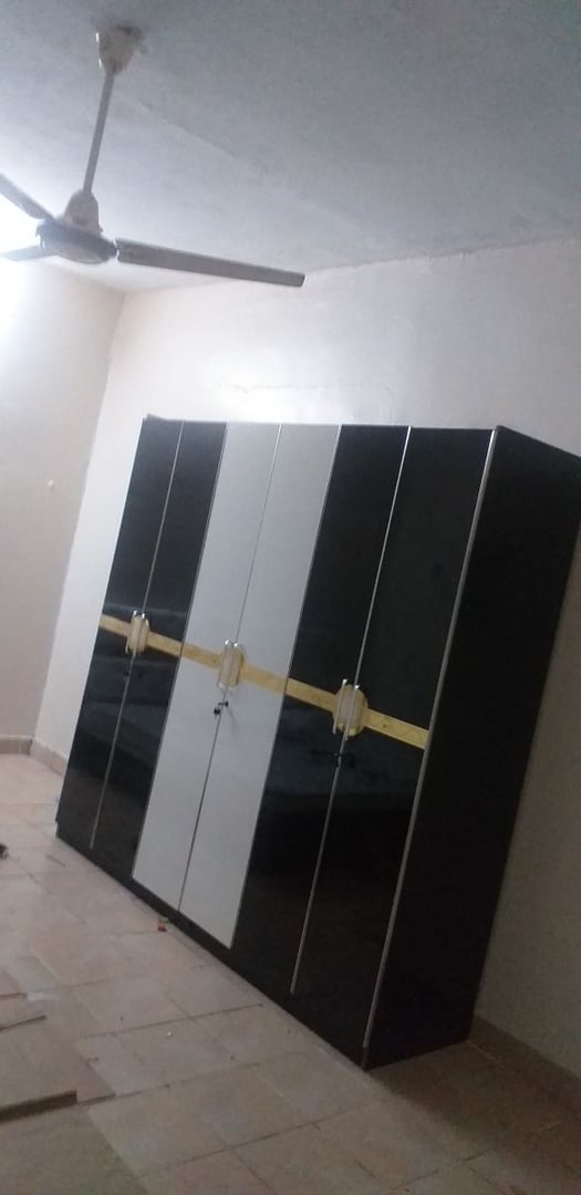 Chambre à coucher en parfait état