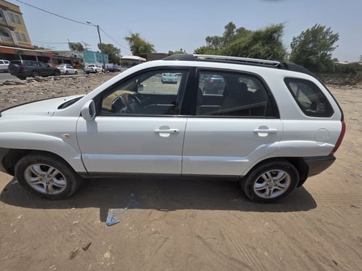 KIA SPORTAGE 2006, automatique, climatisation, négociable
