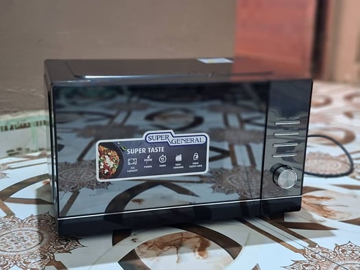 Micro-ondes efficace et neuf avec garantie - négociable