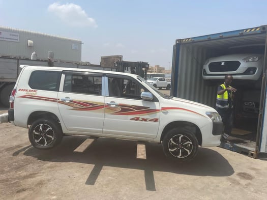 On vous commande Tout voiture modèle et tout pièces détachées du Dubaï to Djibouti