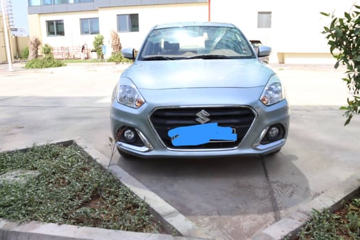 Suzuki Swift Dzire 2019, état neuf, faible kilométrage