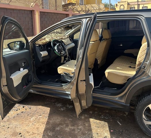 Toyota Rush 2021, SUV essence économique, en excellent état