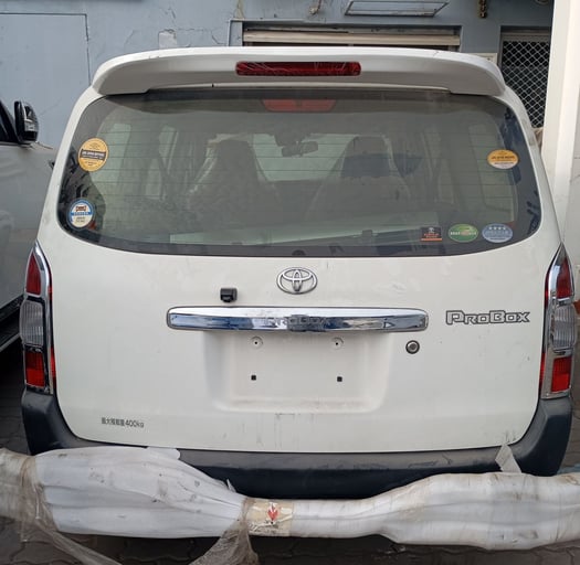 Toyota Probox 2018, jamais roulé, tout neuf importé de Dubaï