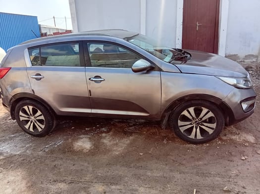 Kia Sportage 2011, diesel, boîte Automatique, équipée de nombreuses options