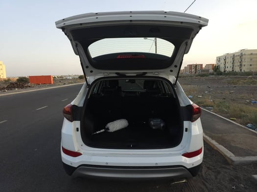 Hyundai Tucson 2018, diesel, automatique, climatisation, caméras, limiteur de vitesse