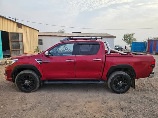 Toyota Hilux Revo 2018, boîte automatique, climatisation impeccable