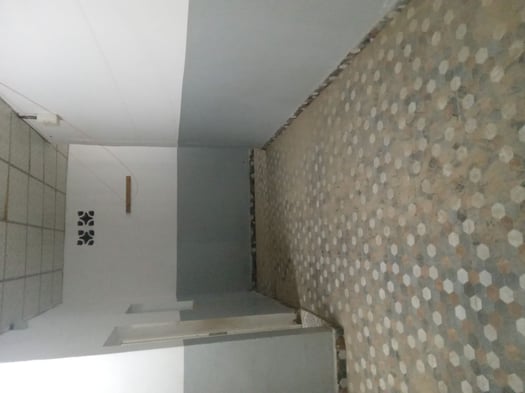 Appartements F2 derrière la croix rouge