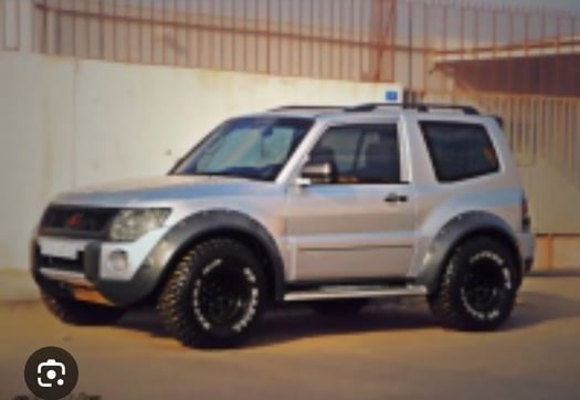 Location Pajero V6 Essence - 3 places - 1 mois minimum