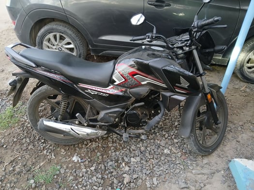 Moto Honda 125SP Automatique, 3 mois d\'utilisation