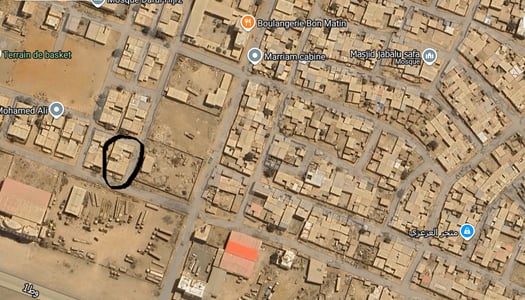 Villa F5 avec titre foncier, quartier calme à proximité Route d\'Arta