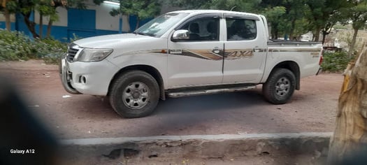Toyota Hilux en excellent état à vendre