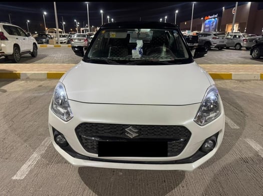 Suzuki Swift 2023 en excellent état, faible kilométrage