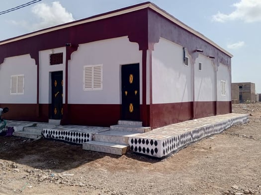 Maison F4 neuve à Cité Nassib – Eau et électricité disponibles