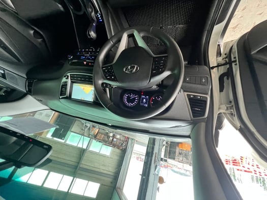 Hyundai Tucson 2017, diesel, en excellent état, pas encore immatriculée !