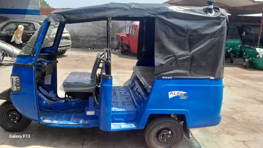 Mahindra 233D110 à vendre - Nouveau modèle