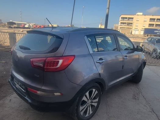 Kia Sportage 2011, diesel, boîte Automatique, équipée de nombreuses options