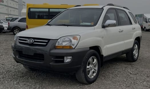 Kia Sportage, bon état, moteur neuf, solide et bien entretenue