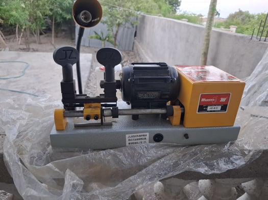 Machine de fabrication de clés copie neuve à prix abordable