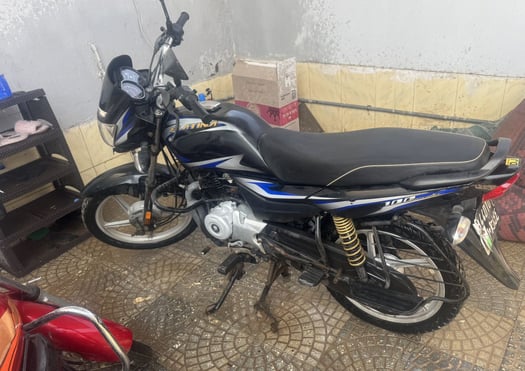 Moto Platina neuve