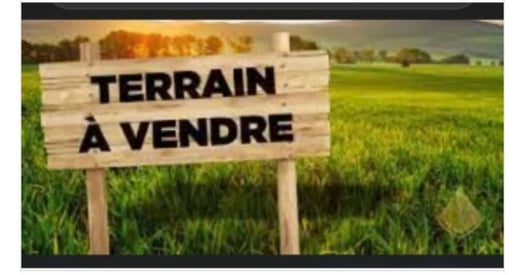 Terrain de 125m² avec Titre Foncier sur la route Nelson Mandela