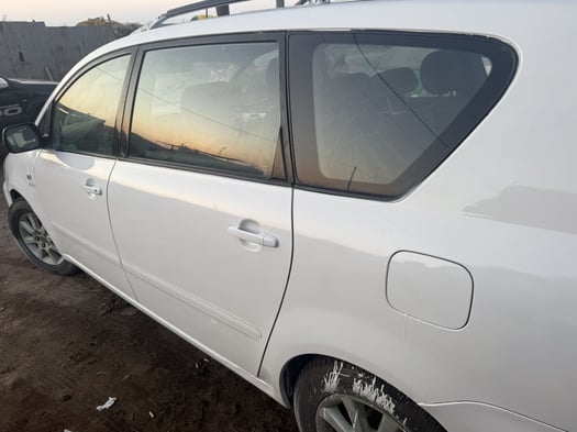 Toyota Versa 2017, 7 places, propre et abordable