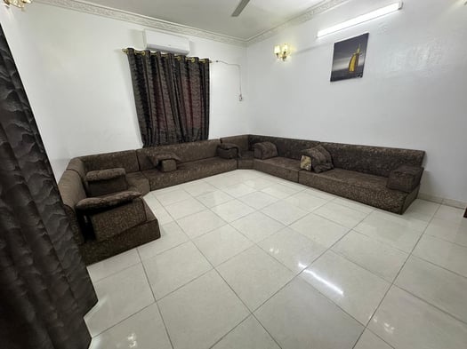 Meubles complets haut de gamme avec électroménagers intégrés