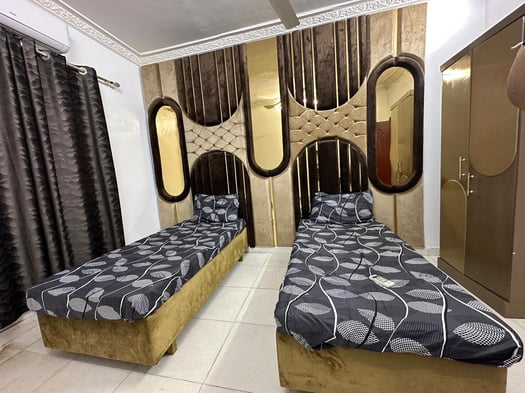 Meubles complets haut de gamme avec électroménagers intégrés