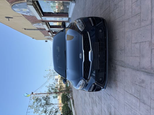 Kia K3 2018, boîte automatique, essence, excellent état