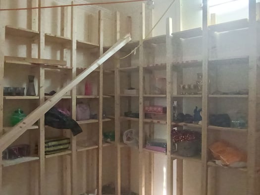 Étagères neuves à prix négociable