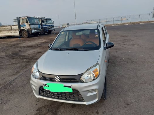 Suzuki Alto 2020 en bon état, idéal pour la ville et économique en carburant
