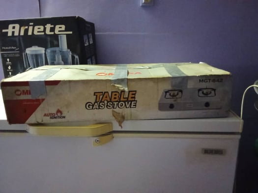 Gazinière neuve dans son carton, jamais utilisée