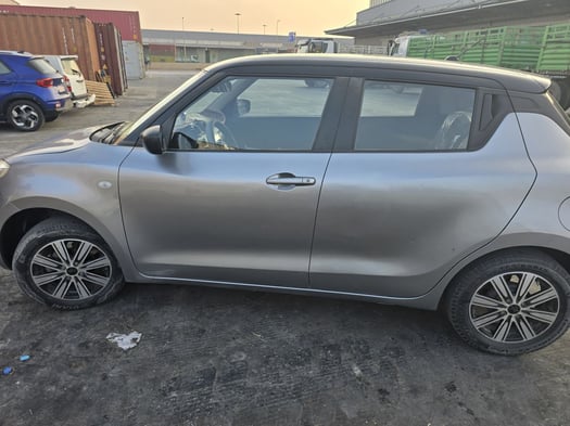 Suzuki Swift - Location Voiture