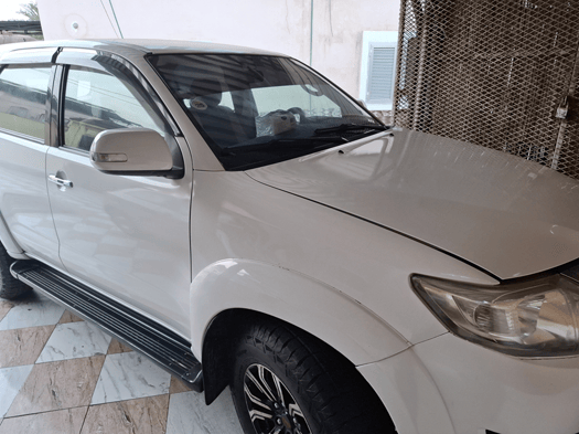 Toyota Fortuner 2013, manuelle, 139000 km, climatisation impeccable