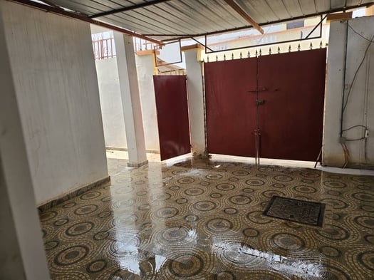 Maison F4 neuve avec parking et terrasse à Hodan 2