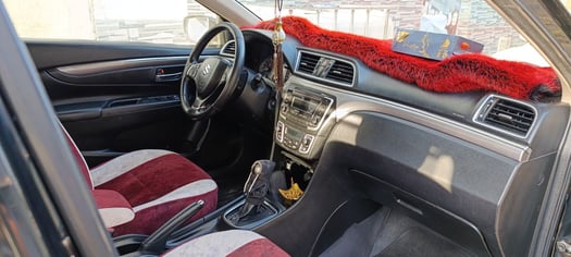 Suzuki Ciaz 2020, essence, très économique, climatisation impeccable