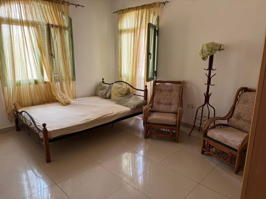 Appartement meublé 3 chambres à louer au Héron, proche Kempinski