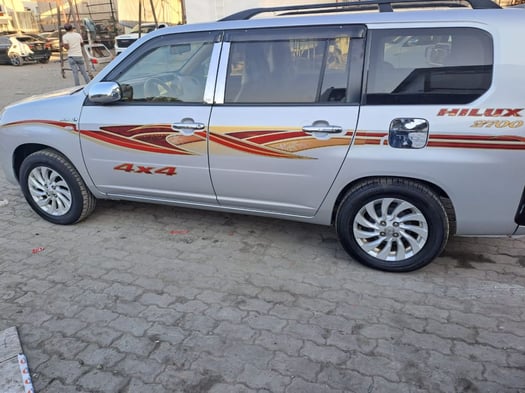 Toyota Probox 2019, hybride, boîte automatique, bien entretenu