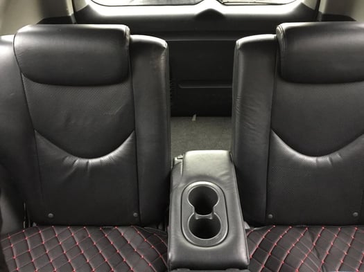 Toyota RAV4 95000 km Diesel, boite manuelle, très bon état