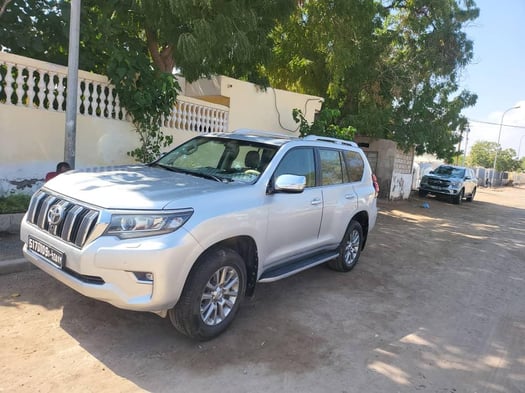 À vendre Toyota Prado