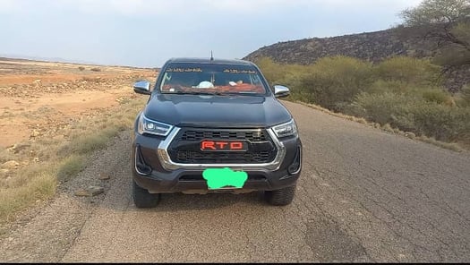 Toyota Hilux 2020 à vendre, boîte manuelle, comme neuf