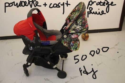 Poussette Combi Cosy en excellent état - Protège pluie inclus