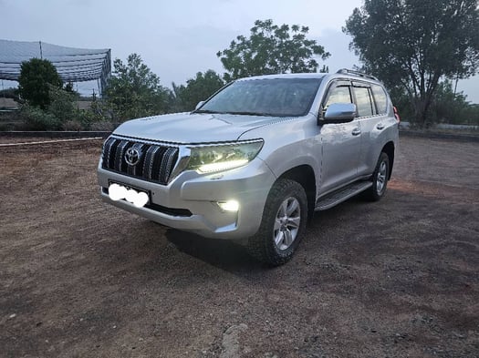 Toyota Prado VX, haut de gamme, puissant et confortable