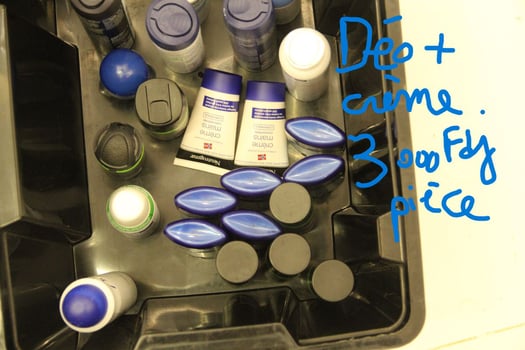 Lot de déodorants et crèmes neufs