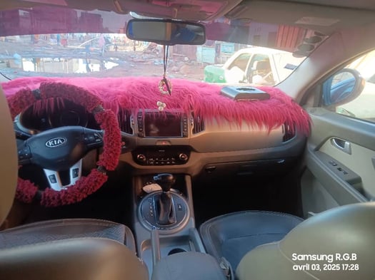 TOYOTA HILUX 2010, TOYOTA HILUX 2013- KIA SPORTAGE 2017 - HYUNDAI SANTÉ FE 2016