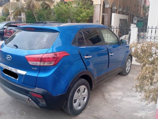 TOYOTA PRADO AUTOMATIQUE - HYUNDAI CRETA 2019- KIA SPORTAGE 2012