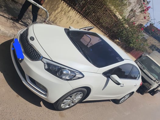 Location de voiture Hyundai, Suzuki, Toyota, Nissan, Kia disponibles