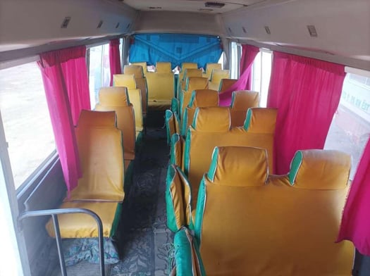 Bus Mitsubishi Rosa – 30 places – Très bon état