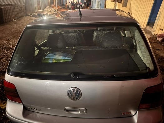 Volkswagen Golf, bon état, négociable, climatisation, entretien régulier