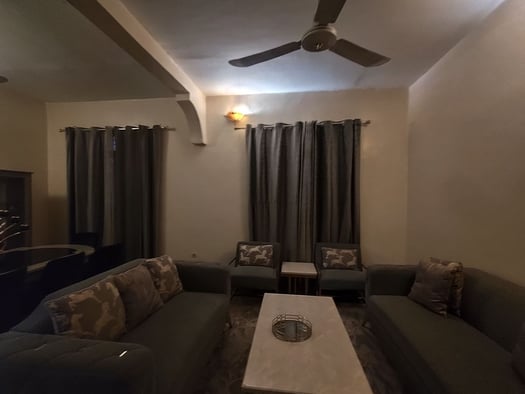 Appartement spacieux à louer à Salines Ouest