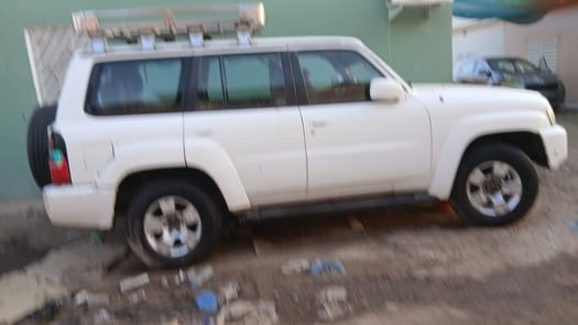 Nissan, parfait état, 290 000 km